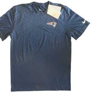 *NWT* NFL New England Patriots The Nike Tee Men’s Medium Blue Short Sleeve Tee